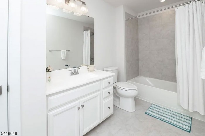 35 Sparrowhawk St.