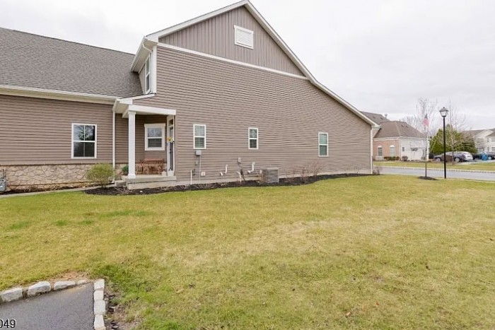 35 Sparrowhawk St.