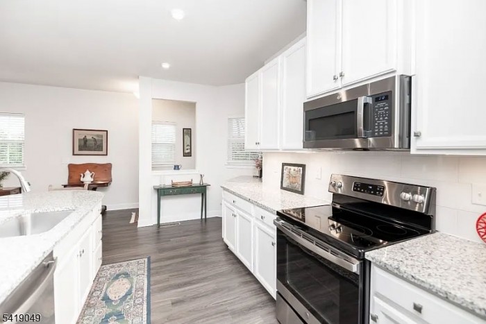35 Sparrowhawk St.