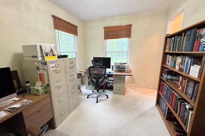 80 Plum Brook Rd