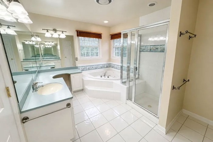 80 Plum Brook Rd