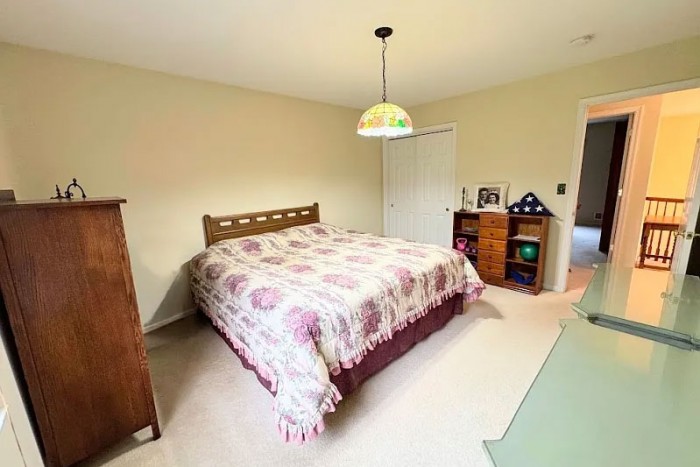 80 Plum Brook Rd