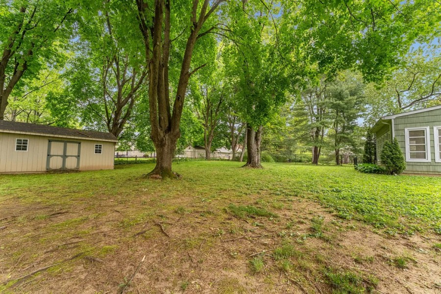 19 Hillside Dr