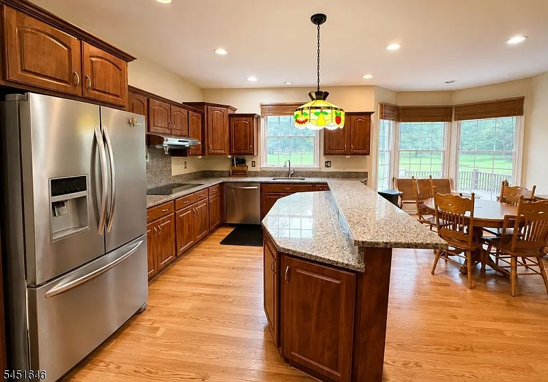 80 Plum Brook Rd