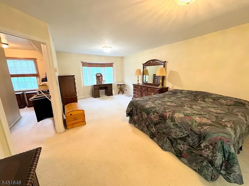 80 Plum Brook Rd