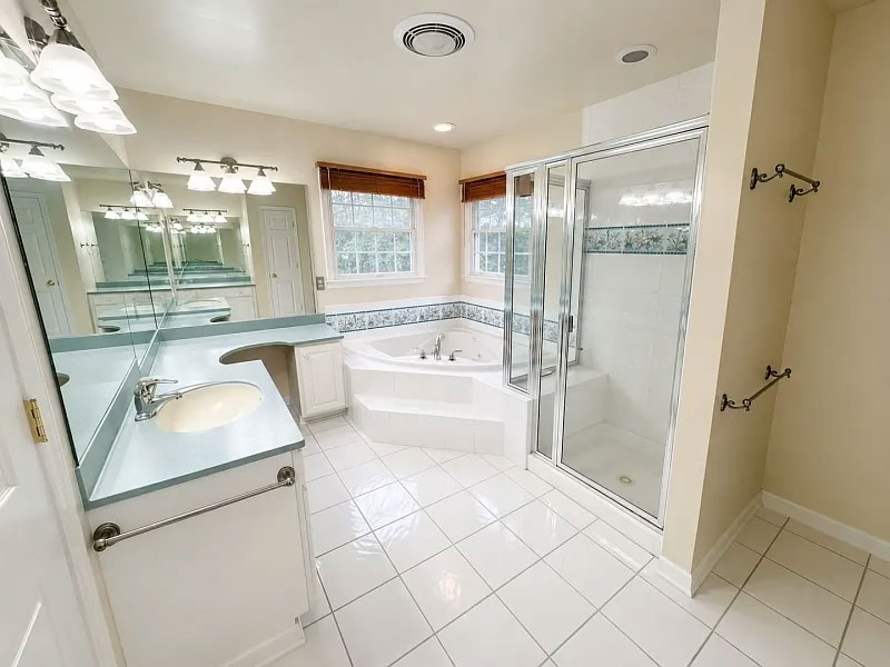 80 Plum Brook Rd