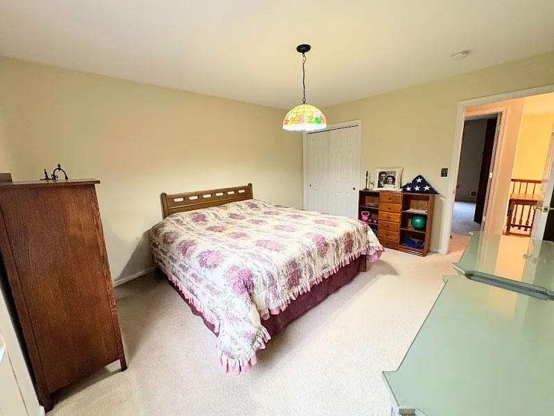 80 Plum Brook Rd