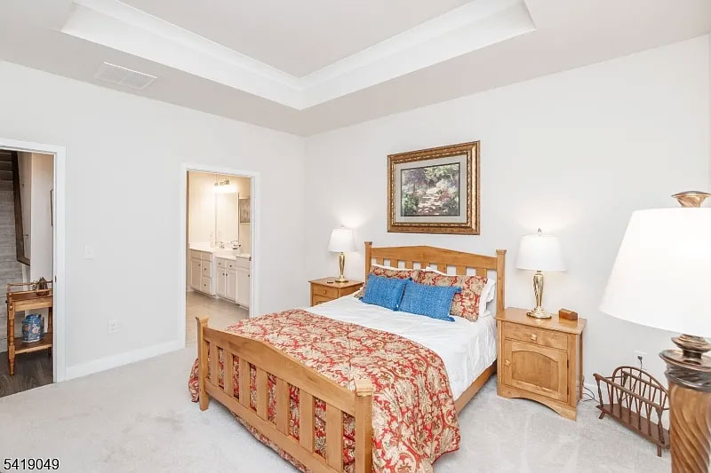 35 Sparrowhawk St.